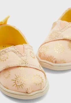 Toms Kids Printed Slip Ons -Shoes Shop 4 zoom desktop 146